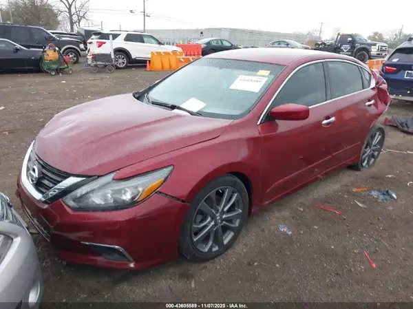 1N4AL3AP7JC217835 2018 NISSAN ALTIMA - Image 2