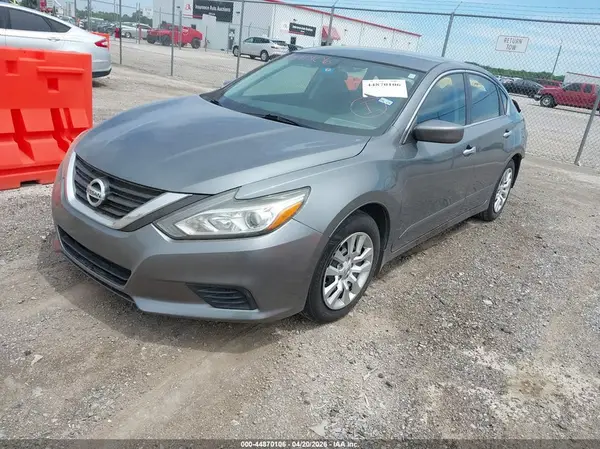 1N4AL3AP7JC220234 2018 NISSAN ALTIMA - Image 2