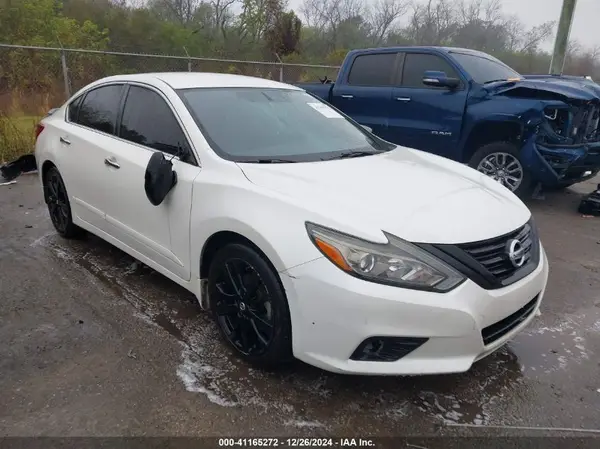 1N4AL3AP7JC222405 2018 NISSAN ALTIMA - Image 1