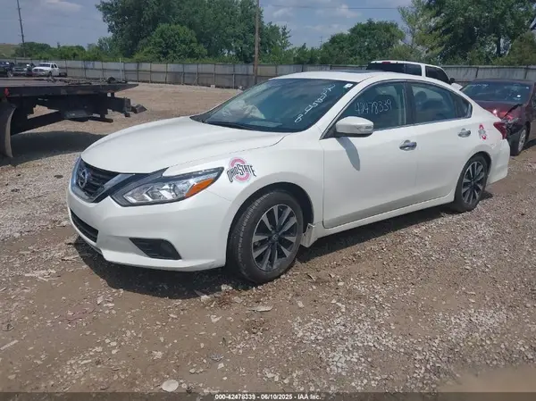1N4AL3AP7JC222548 2018 NISSAN ALTIMA - Image 2