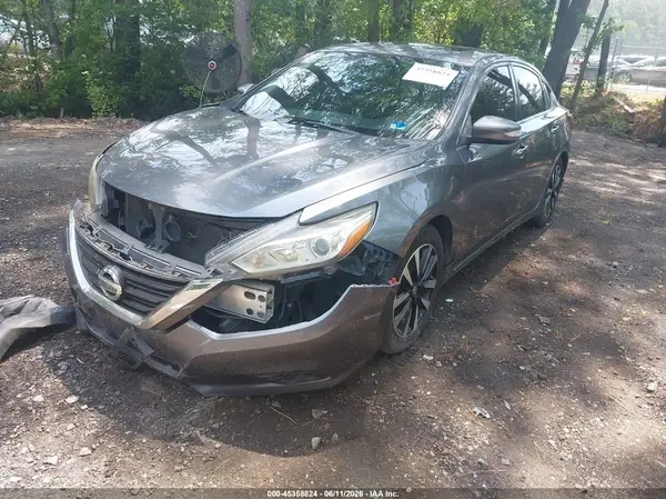1N4AL3AP7JC223456 2018 NISSAN ALTIMA - Image 2