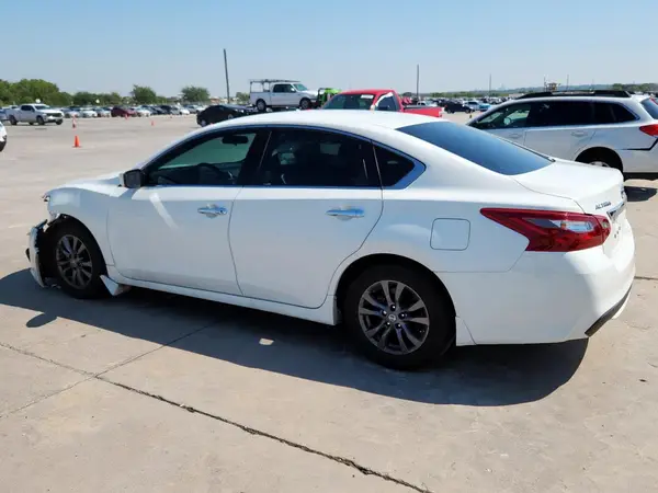 1N4AL3AP7JC224333 2018 NISSAN ALTIMA - Image 2