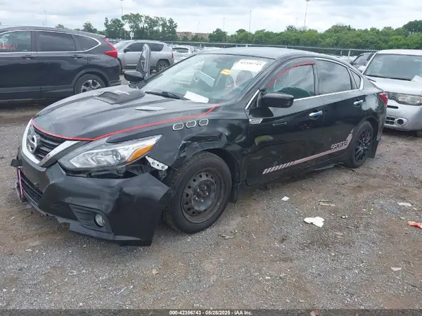 1N4AL3AP7JC225384 2018 NISSAN ALTIMA - Image 2