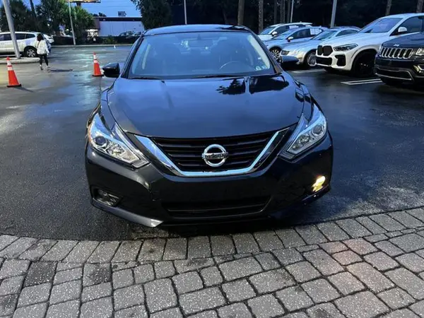 1N4AL3AP7JC226194 2018 NISSAN ALTIMA - Image 2