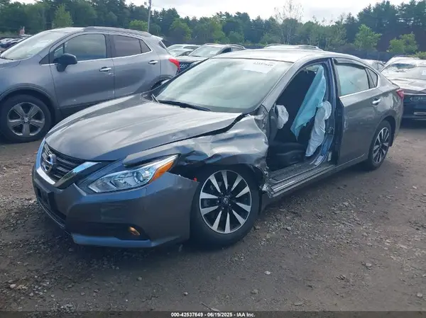 1N4AL3AP7JC227216 2018 NISSAN ALTIMA - Image 2