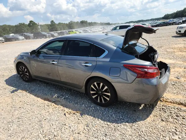1N4AL3AP7JC228611 2018 NISSAN ALTIMA - Image 2