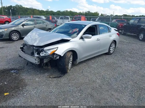 1N4AL3AP7JC229824 2018 NISSAN ALTIMA - Image 2