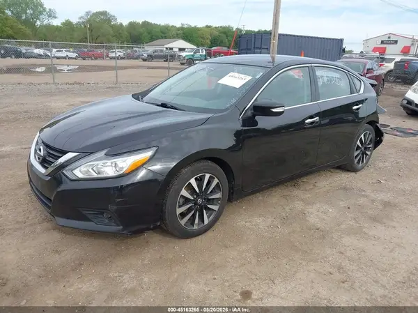 1N4AL3AP7JC230889 2018 NISSAN ALTIMA - Image 2