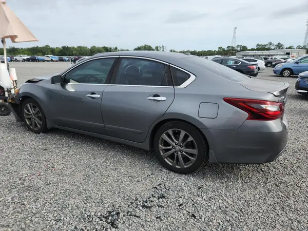 1N4AL3AP7JC232240 2018 NISSAN ALTIMA - Image 2