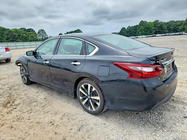 1N4AL3AP7JC232917 2018 NISSAN ALTIMA - Image 2