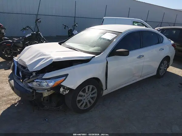 1N4AL3AP7JC233470 2018 NISSAN ALTIMA - Image 2