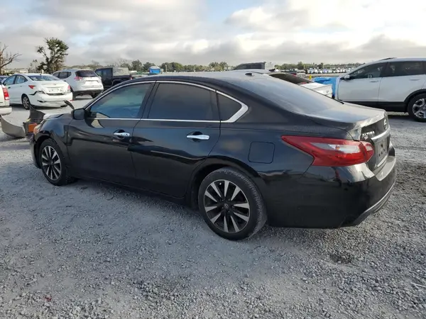 1N4AL3AP7JC236479 2018 NISSAN ALTIMA - Image 2
