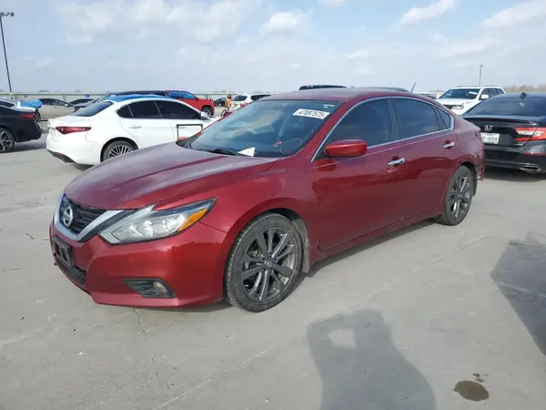 1N4AL3AP7JC236594 2018 NISSAN ALTIMA - Image 1