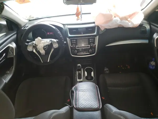 1N4AL3AP7JC237633 2018 NISSAN ALTIMA - Image 8