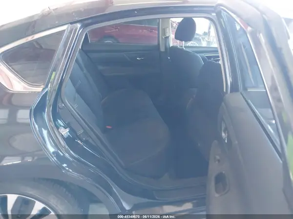 1N4AL3AP7JC238815 2018 NISSAN ALTIMA - Image 8
