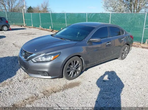 1N4AL3AP7JC240029 2018 NISSAN ALTIMA - Image 2