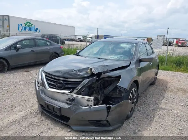 1N4AL3AP7JC241018 2018 NISSAN ALTIMA - Image 2