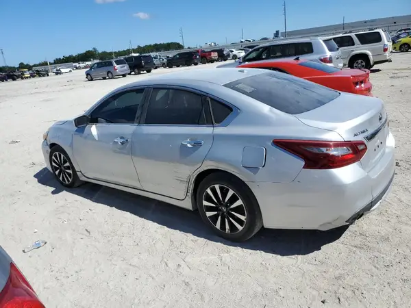 1N4AL3AP7JC243478 2018 NISSAN ALTIMA - Image 2