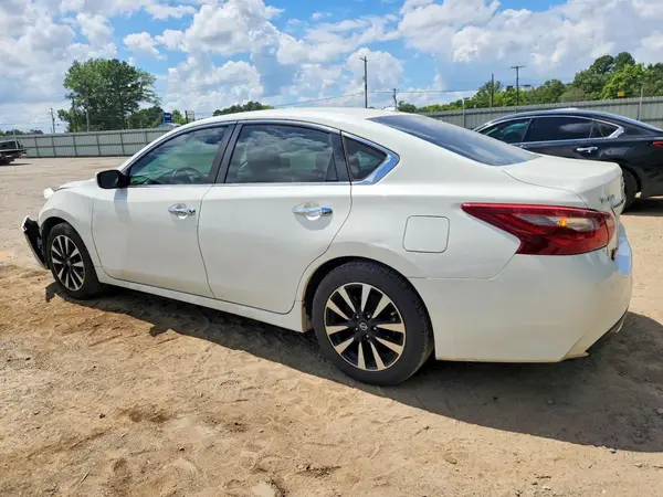 1N4AL3AP7JC243707 2018 NISSAN ALTIMA - Image 2