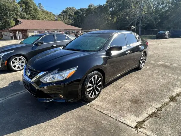1N4AL3AP7JC244050 2018 NISSAN ALTIMA - Image 1