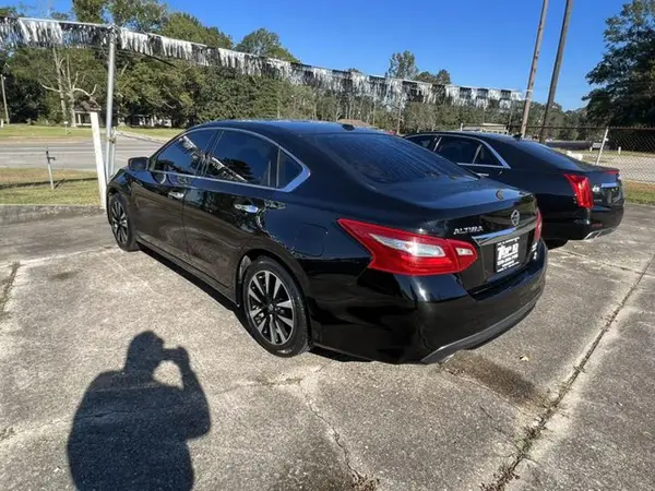 1N4AL3AP7JC244050 2018 NISSAN ALTIMA - Image 2