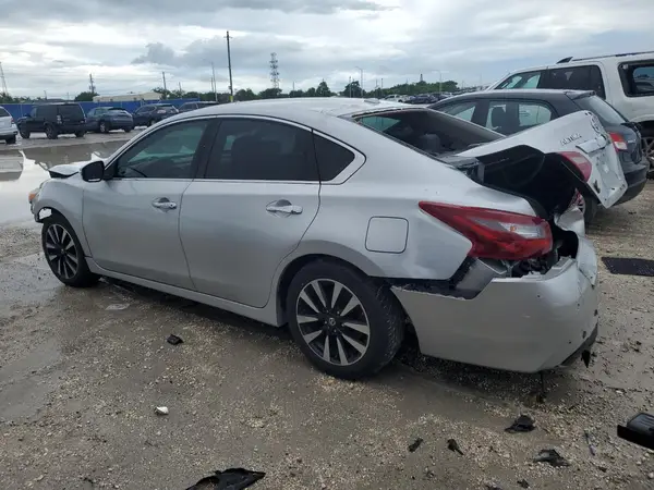 1N4AL3AP7JC245411 2018 NISSAN ALTIMA - Image 2