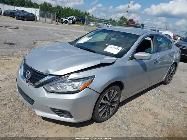1N4AL3AP7JC245506 2018 NISSAN ALTIMA - Image 2