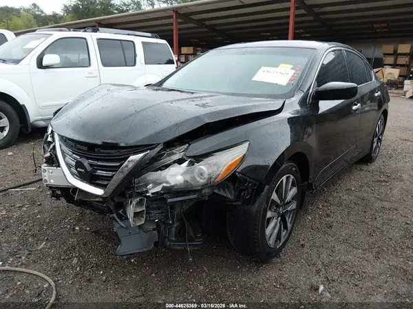1N4AL3AP7JC246607 2018 NISSAN ALTIMA - Image 2