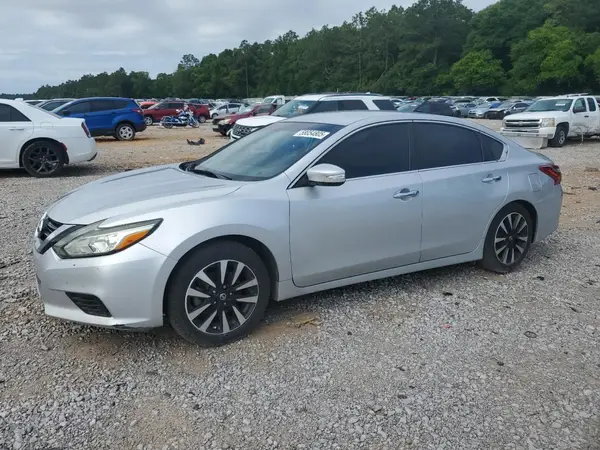 1N4AL3AP7JC247384 2018 NISSAN ALTIMA - Image 1