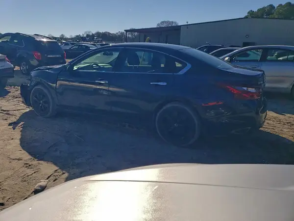 1N4AL3AP7JC248194 2018 NISSAN ALTIMA - Image 2