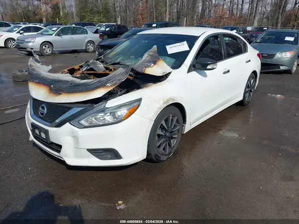 1N4AL3AP7JC248907 2018 NISSAN ALTIMA - Image 2