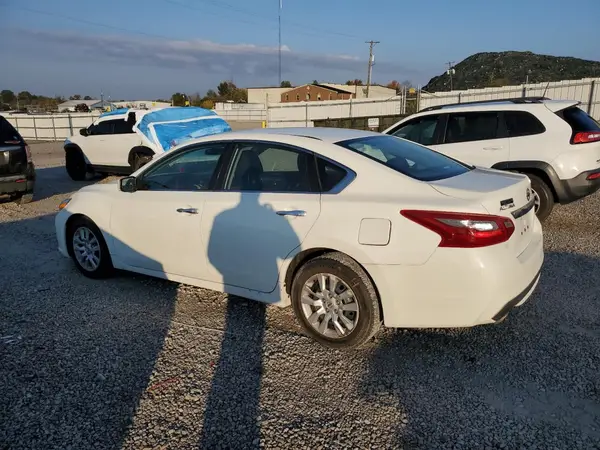 1N4AL3AP7JC249068 2018 NISSAN ALTIMA - Image 2