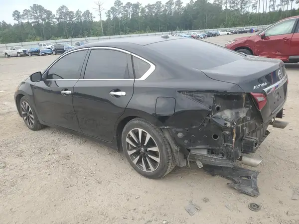 1N4AL3AP7JC249393 2018 NISSAN ALTIMA - Image 2