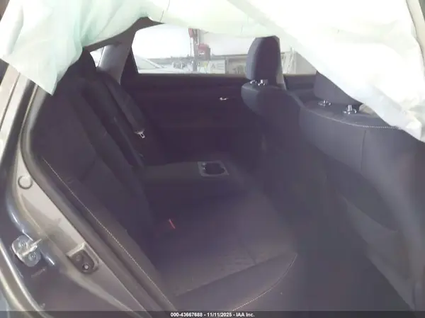 1N4AL3AP7JC250124 2018 NISSAN ALTIMA - Image 8