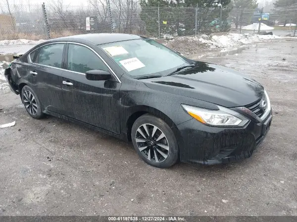 1N4AL3AP7JC250267 2018 NISSAN ALTIMA - Image 1
