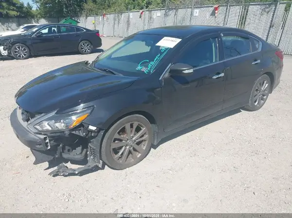1N4AL3AP7JC252164 2018 NISSAN ALTIMA - Image 2