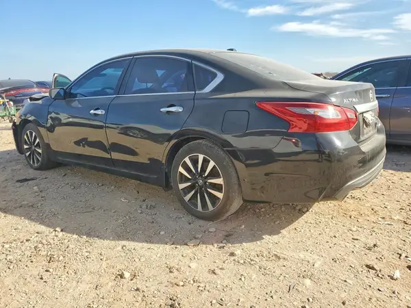 1N4AL3AP7JC252231 2018 NISSAN ALTIMA - Image 2