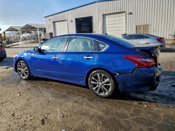 1N4AL3AP7JC253184 2018 NISSAN ALTIMA - Image 2