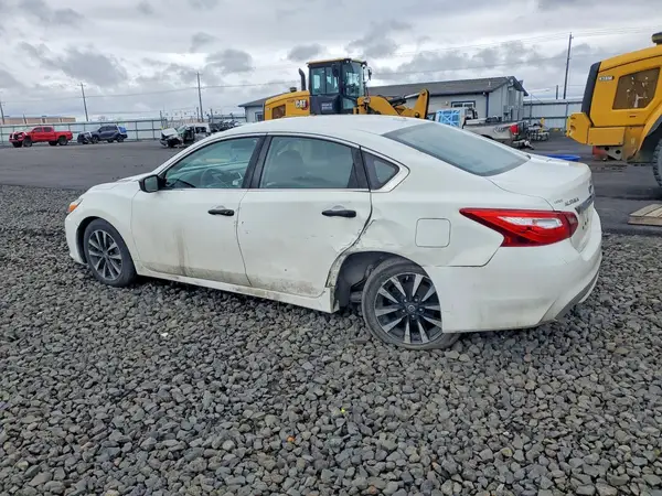 1N4AL3AP7JC256893 2018 NISSAN ALTIMA - Image 2