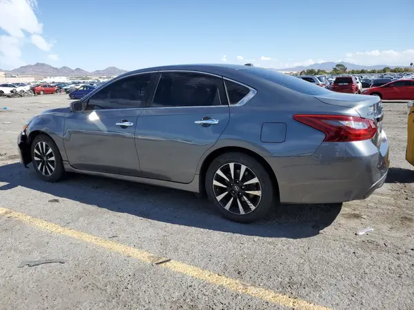 1N4AL3AP7JC257431 2018 NISSAN ALTIMA - Image 2