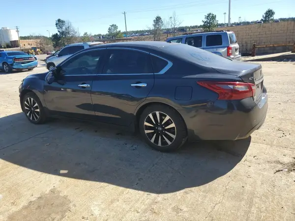 1N4AL3AP7JC257901 2018 NISSAN ALTIMA - Image 2