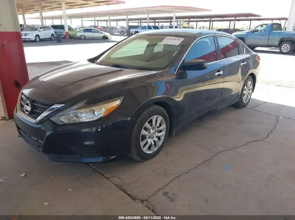 1N4AL3AP7JC261155 2018 NISSAN ALTIMA - Image 2