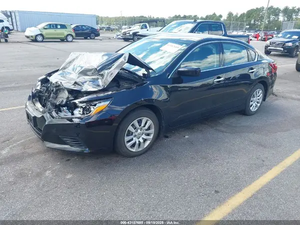 1N4AL3AP7JC261298 2018 NISSAN ALTIMA - Image 2