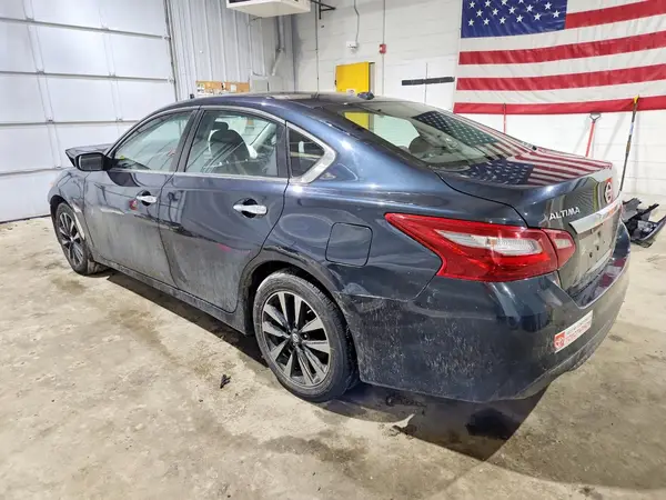 1N4AL3AP7JC261768 2018 NISSAN ALTIMA - Image 2