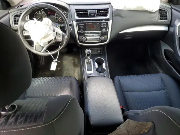 1N4AL3AP7JC261768 2018 NISSAN ALTIMA - Image 8