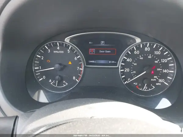 1N4AL3AP7JC262399 2018 NISSAN ALTIMA - Image 2