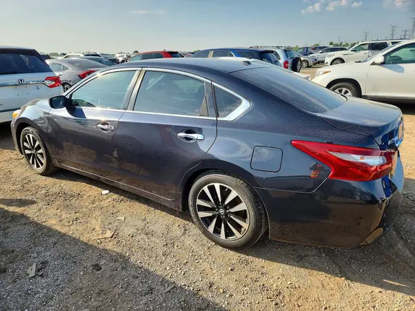 1N4AL3AP7JC265027 2018 NISSAN ALTIMA - Image 2