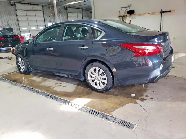 1N4AL3AP7JC266839 2018 NISSAN ALTIMA - Image 2