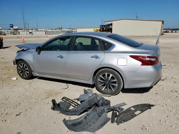 1N4AL3AP7JC269269 2018 NISSAN ALTIMA - Image 2