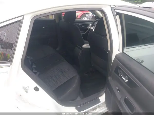 1N4AL3AP7JC269353 2018 NISSAN ALTIMA - Image 8